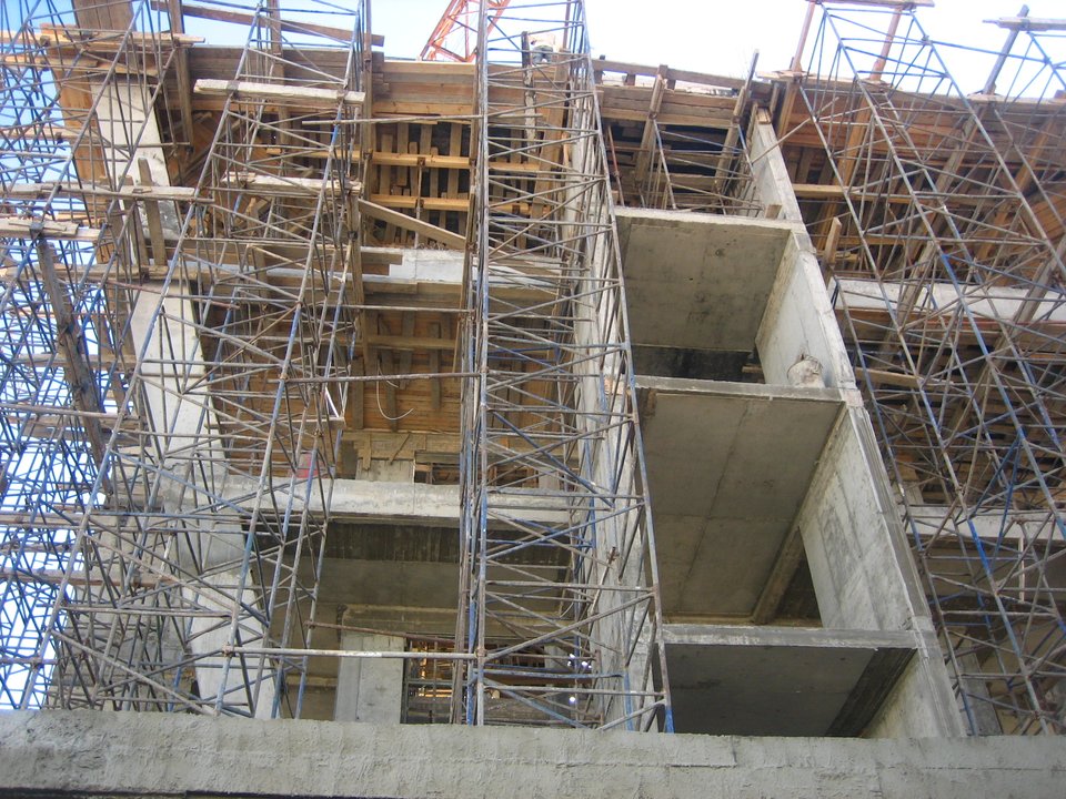 Structure multi-niveaux béton armé
